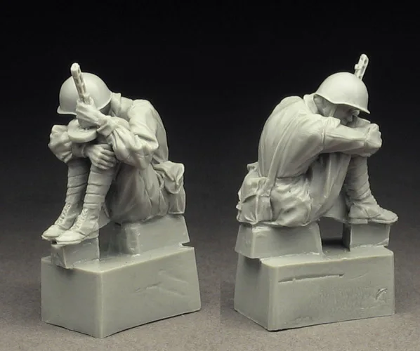 1/35 Resin Figure Model Kit 106 Red Army rifleman One Figures Unassembled unpainted Top | Building Kits