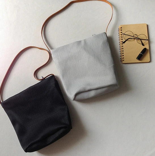 Новое Прибытие Розничная бесплатная доставка Мода женщин дизайнер девушка embrossed