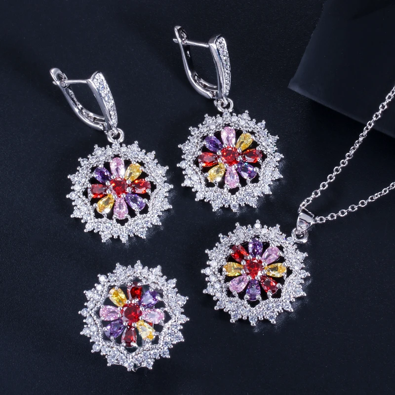 CWWZircons наборы из 3 предметов Модные женские CZ ювелирные аксессуары серебряный цвет зеленый ожерелье и сережки в виде цветка и кольцо набор T327