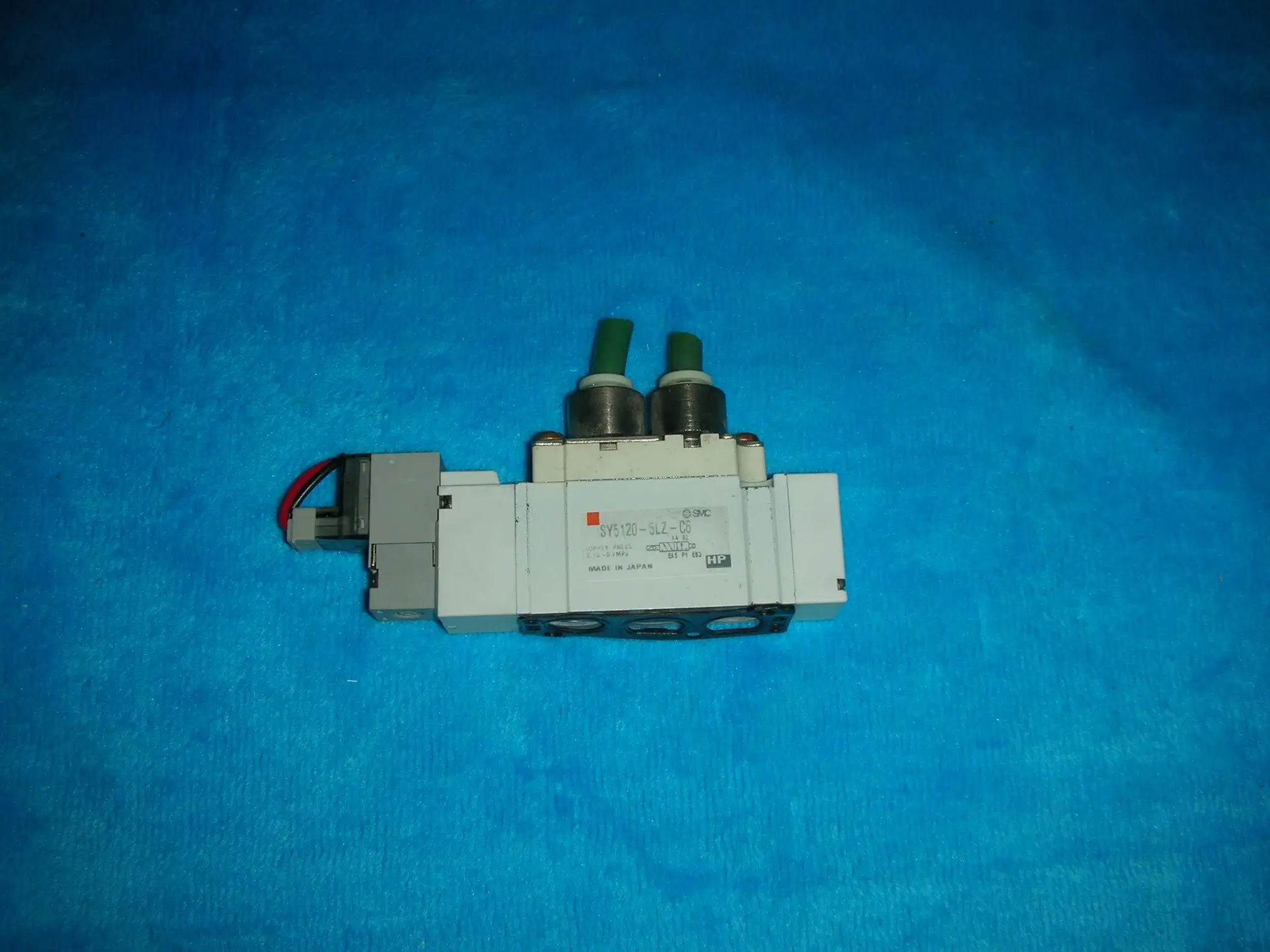 

1 шт б/у SMC SY5120-5LZ-C6