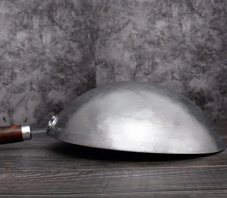 Chinese Style Iron Pot Gas Cooker Wooden Handle Pure Iron Pan Stainless Steel No Coating Non-stick Wok Hand Forging Iron Pan