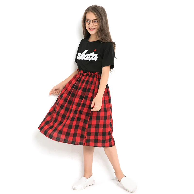 Комплект одежды для девочек-подростков из 2 предметов: клетчатая юбка + футболка с