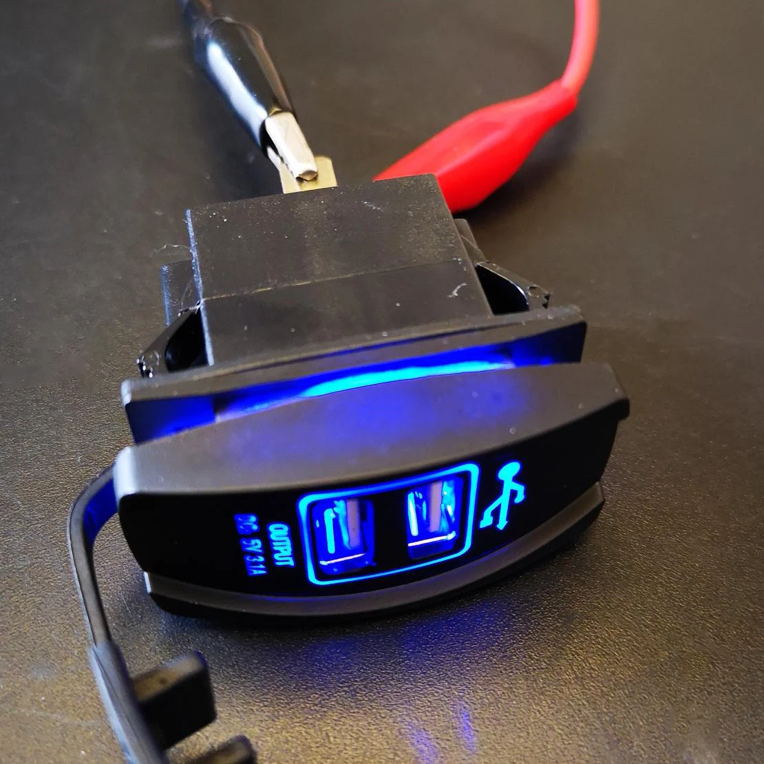 Автомобильный синий светодиодный 12-24V 3.1A Водонепроницаемый двойной USB источник питания для мобильного телефона прикуриватель Зарядка порт розетка адаптер