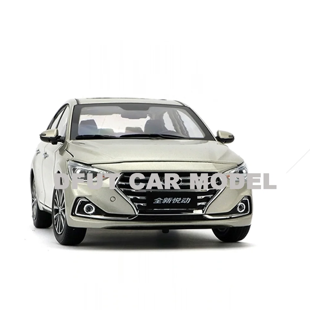 Литой Сплав 1:18 откатная игрушка Elantra 2017 модель автомобиля детские игрушечные