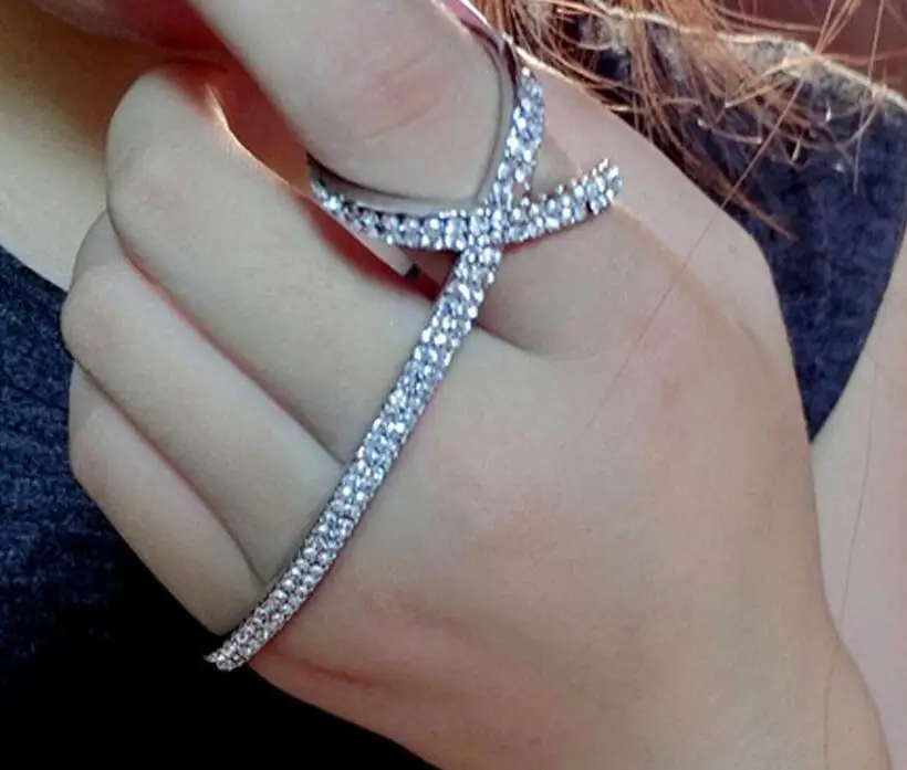Фото Роскошный брендовый дизайнерский браслет с искусственной ладонью женский