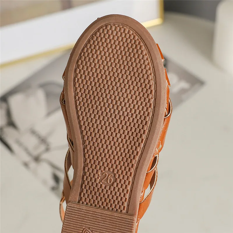 Сандалии в римском стиле для девочек модные босоножки из мягкой кожи с ремешком