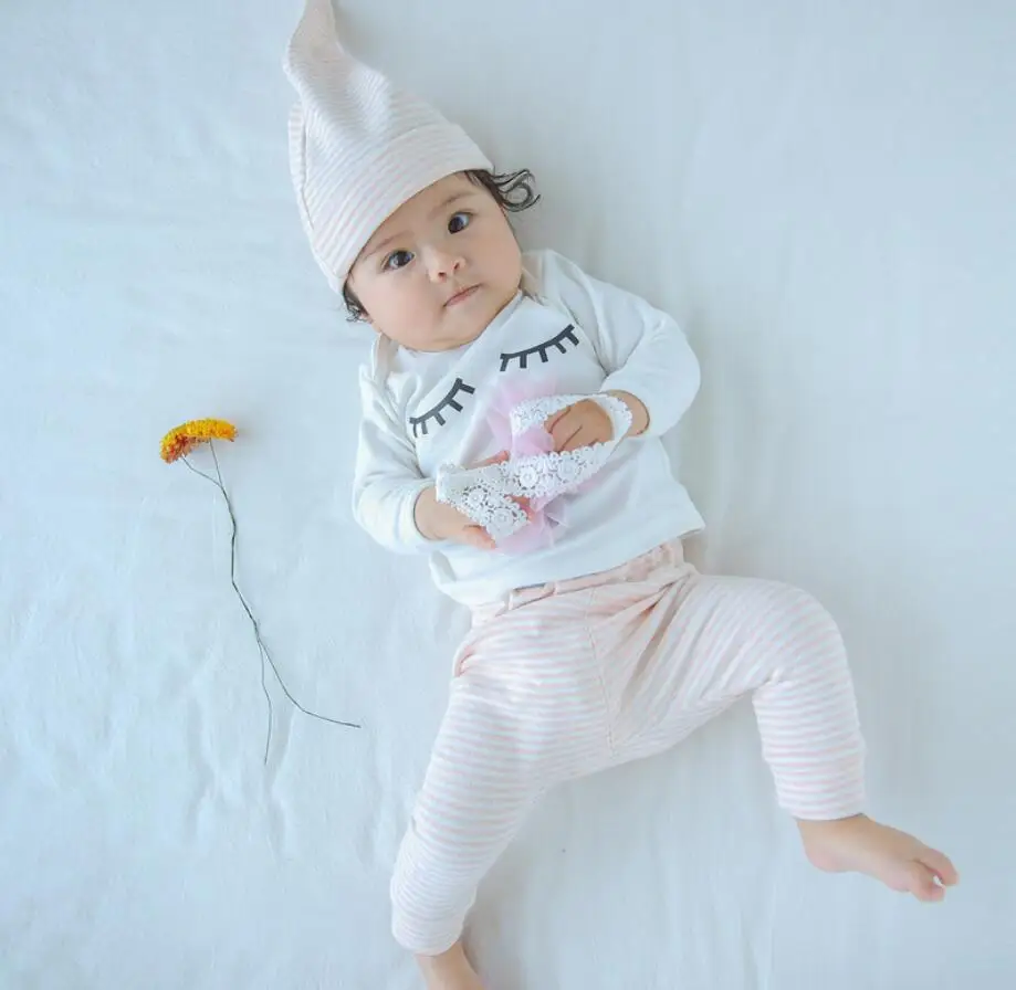 3 шт./компл. Топы+ Штаны+ кепки ресниц в полоску для маленьких девочек тренировочный костюм для мальчика комплекты для сна из хлопка, детская одежда для сна Костюмы двух до шести лет модный детский набор пижам