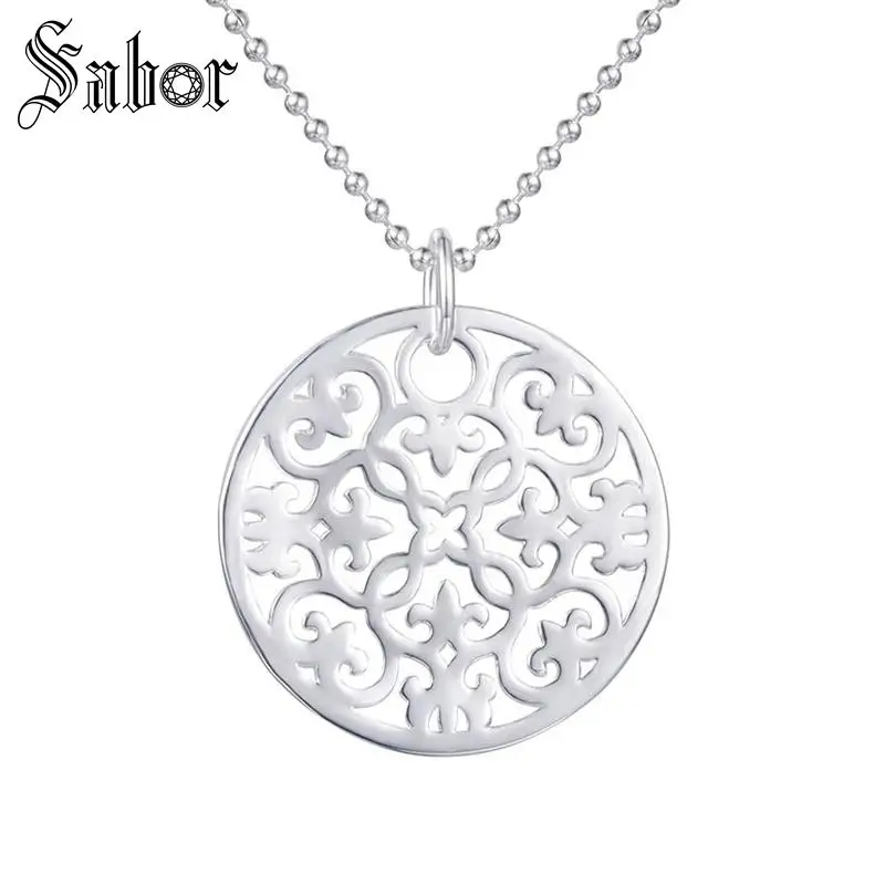 Женское ожерелье с подвеской в неоготическом стиле серебряного цвета