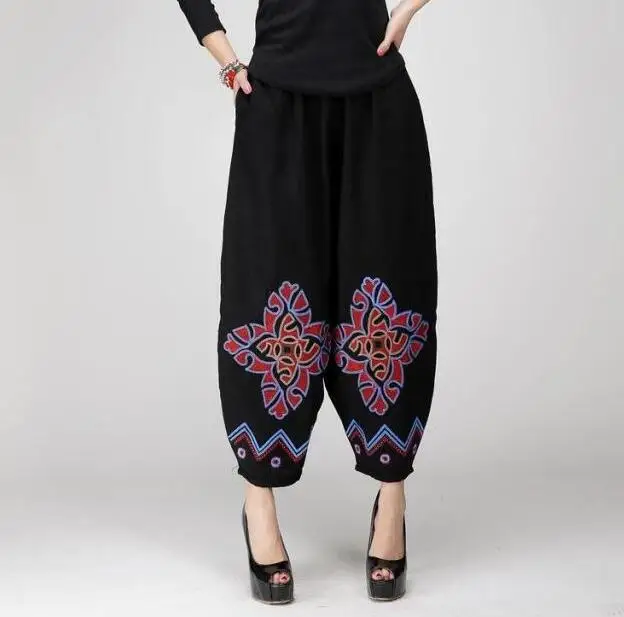 

Hot / Spring Women New Cotton And Linen Leisure Folk Embroidery Bloomers Fashion Big Yards