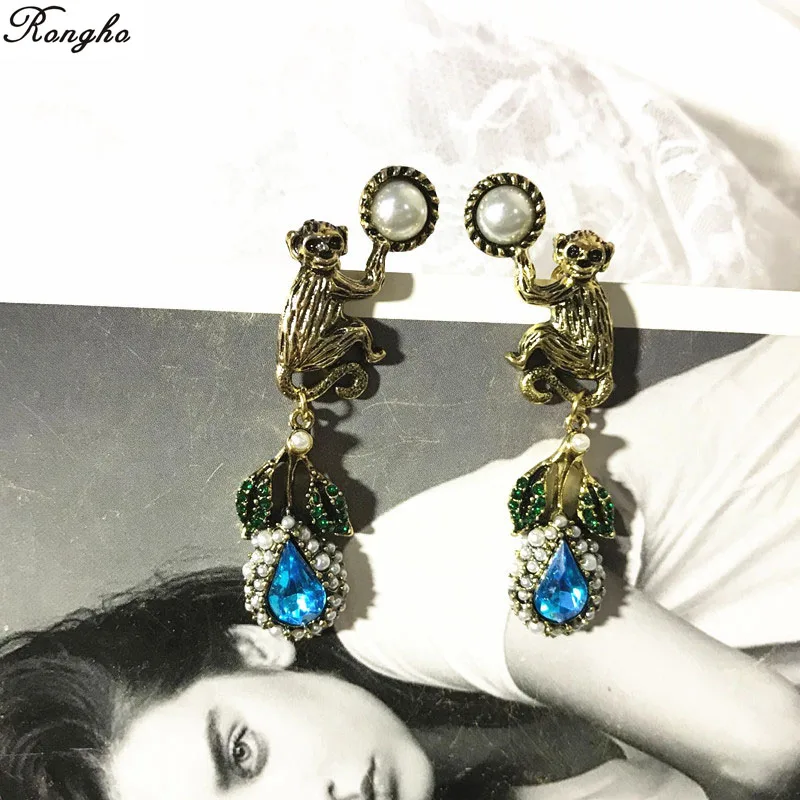 

New Design Women Fashion Vintage Pearl Crystal Monkey Leaf Drop Earrings