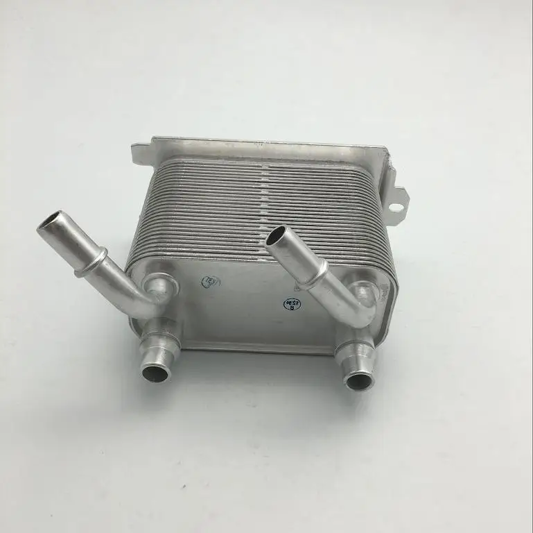 LR015152 PBC500180 автомобильный масляный радиатор пригодный для Land Range Rover 2002 2009 запчасти