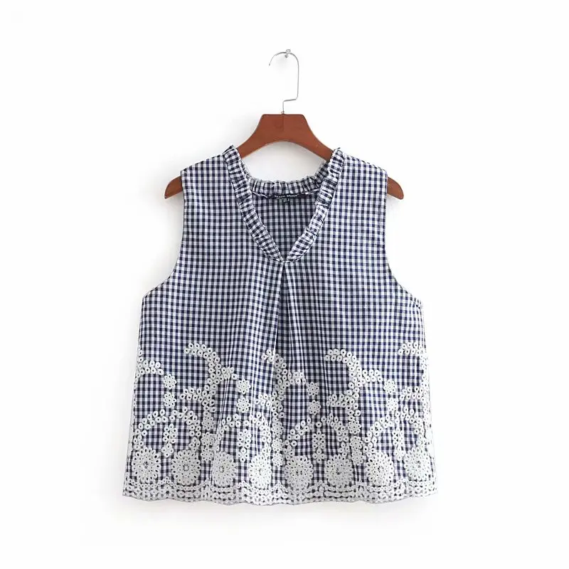 2018 women sweet sleeveless ruffles back v plaid vest blouse office shirt hem hollow out embroidery femininas blusas tops LS2320 |