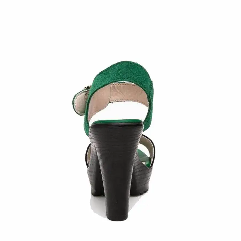 Женские сандалии на платформе черные из натуральной кожи с открытым носком