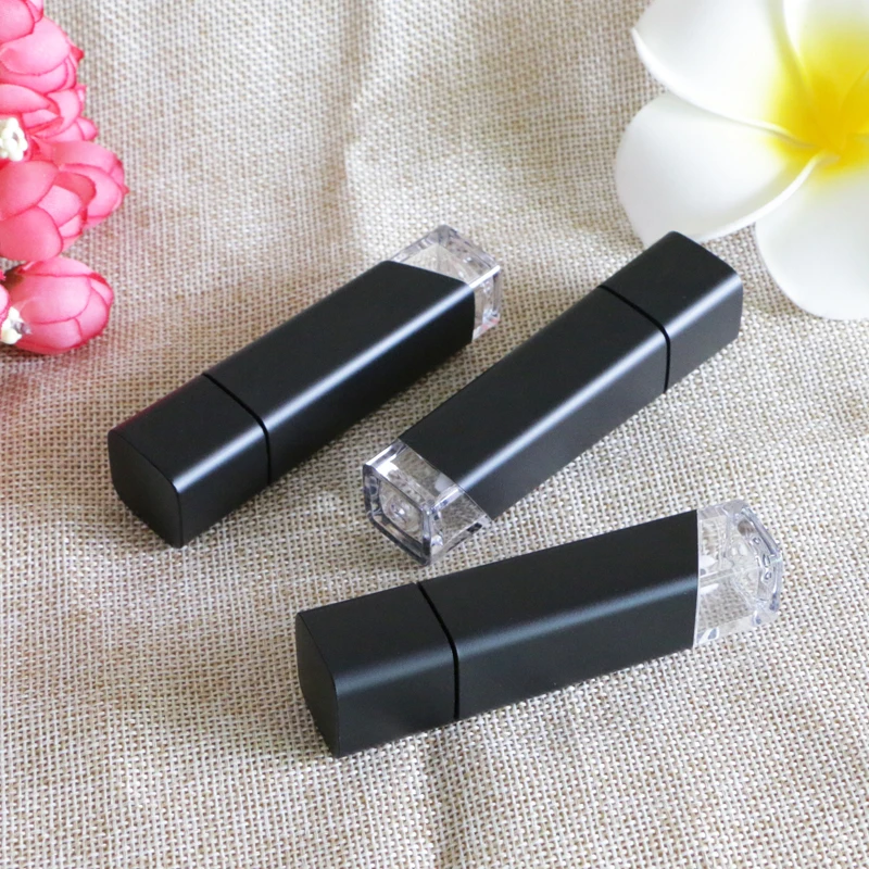 

3.5ml Black Empty Lip Gloss Small Container Lip Repair Mask Moisturizer Whitening Tubes Liquid Makeup Lips Travel Bottle 200pcs