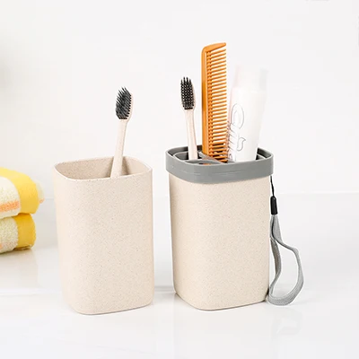 

Fashion Portable portable compartment washing cup toothbrush case 7*21.1cm free shipping