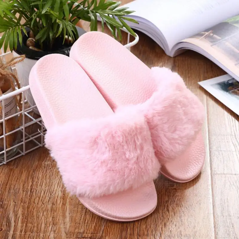Pink Женские тапочки; сезон осень-зима; обувь из плюша на плоской подошве; Модные женские Вьетнамки; Повседневные Плюшевые тапочки с пушистым искусственным мехом - Цвет: Pink