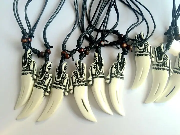 

12 pcs New carving Dragon Totem Supporter talismans Necklace Jewelry