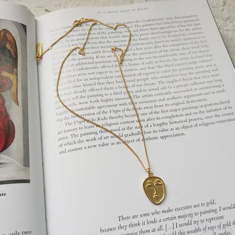 

Женское Ожерелье-чокер из серебра 925 пробы с подвеской в виде абстрактного лица золотого цвета с монетой и изящным портретом дикого лица, юв...