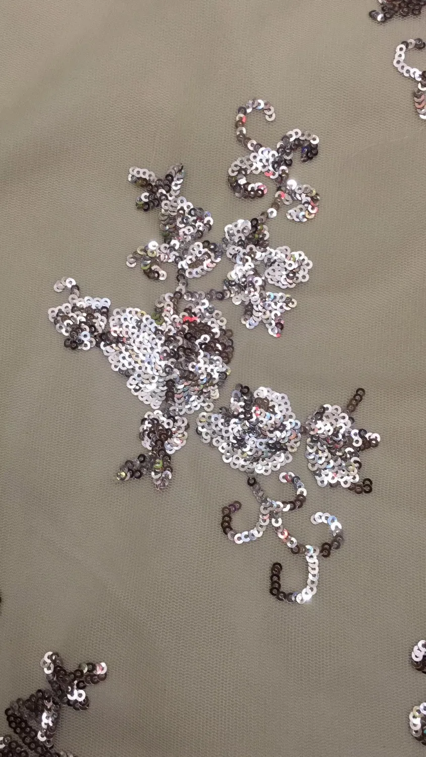 Высококачественное вечернее платье знаменитости с длинным рукавом облегающее