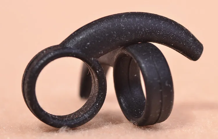 

in-ear silicone case,earhook