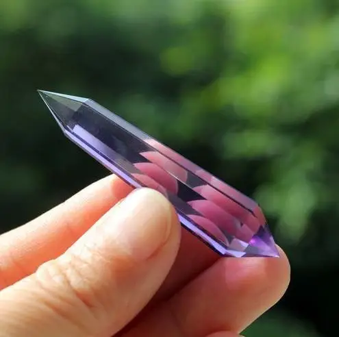 12-сторонний Синтетический темно-фиолетовый кварцевый кристалл DT точечное