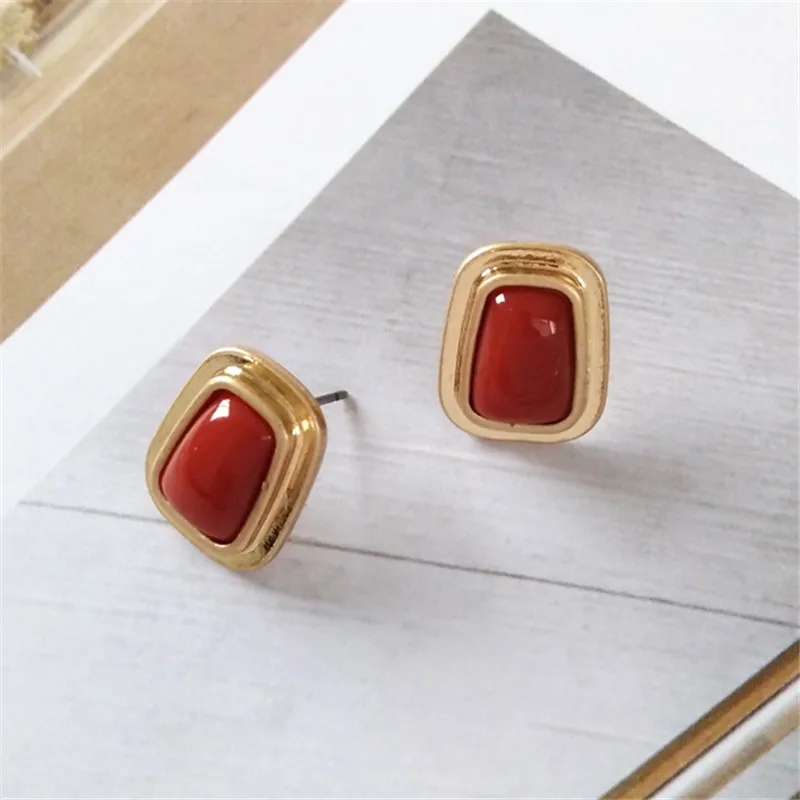 Металлические серьги в геометрическом стиле простые квадратные из смолы ретро