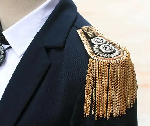 Блейзер Epaulet унисекс аксессуары/высокая бахромой из металла панк плеча эполет/шипы брошь ручной работы для мужчин/женщин ювелирные изделия оптом
