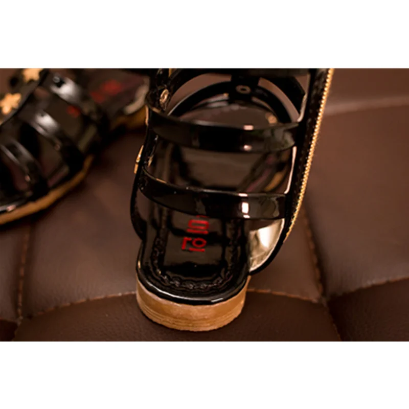 2017 Летние кожаные сандалии для маленьких девочек римские с вырезами детские