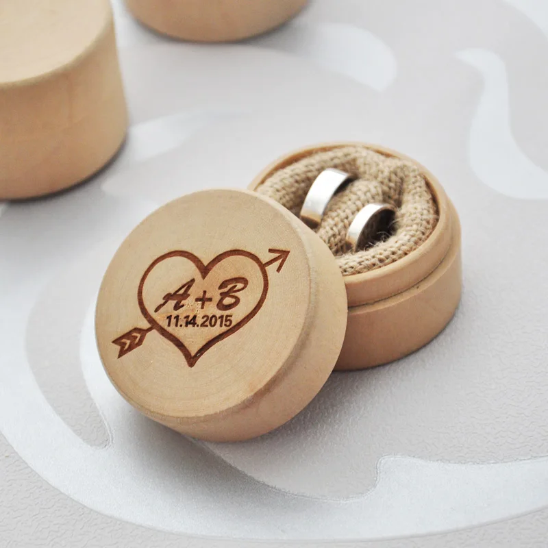 Деревянная коробка для колец с гравировкой деревянная | Дом и сад