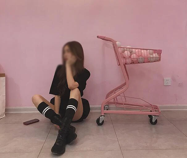 Новые черные белый эластичность до колена на плоской подошве Высокие Сапоги Лето