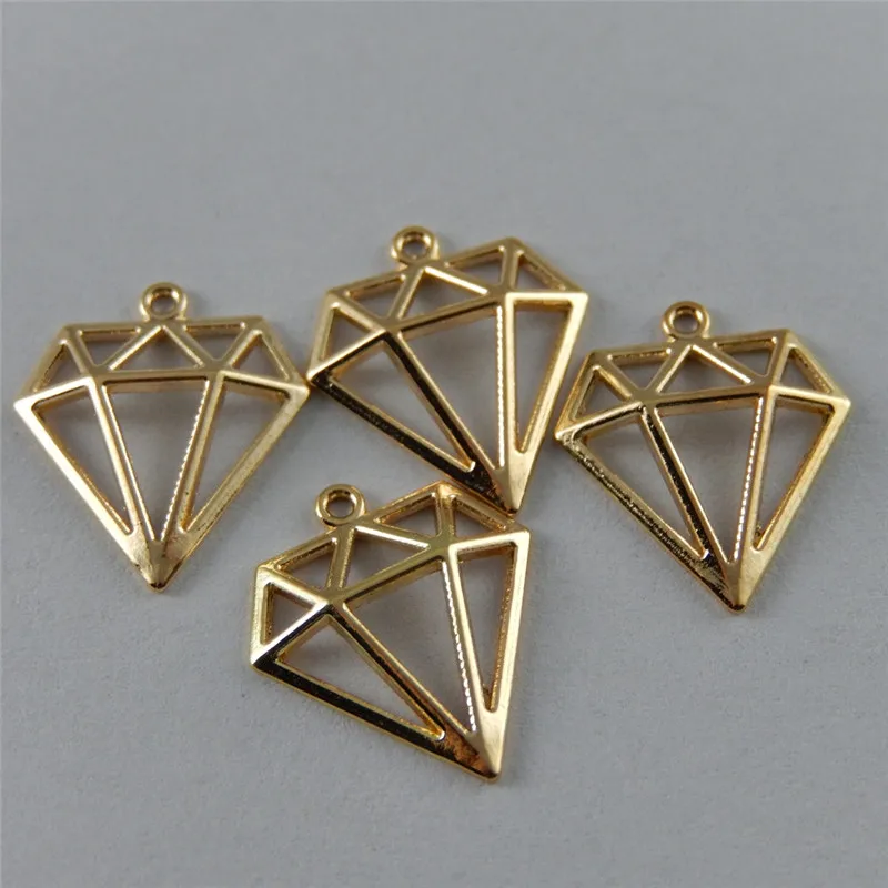 40 шт. классический треугольник под старину Полые ювелирные изделия делая