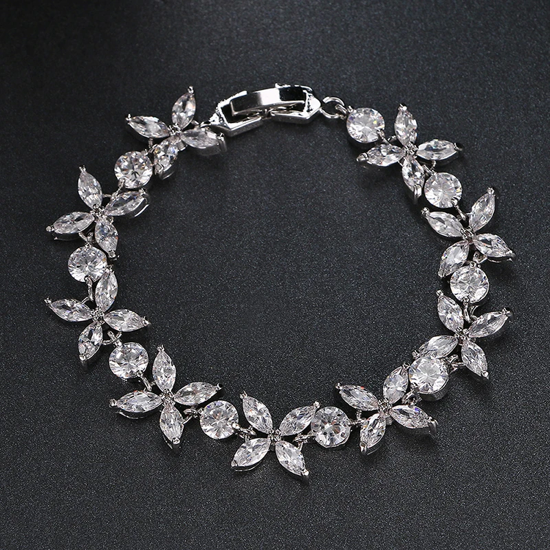 Emmaya Luxury Rose/White Gold Color Bracelets Bangles New Design Cubic Zircon Wedding Bracelets for Women New Year Gift