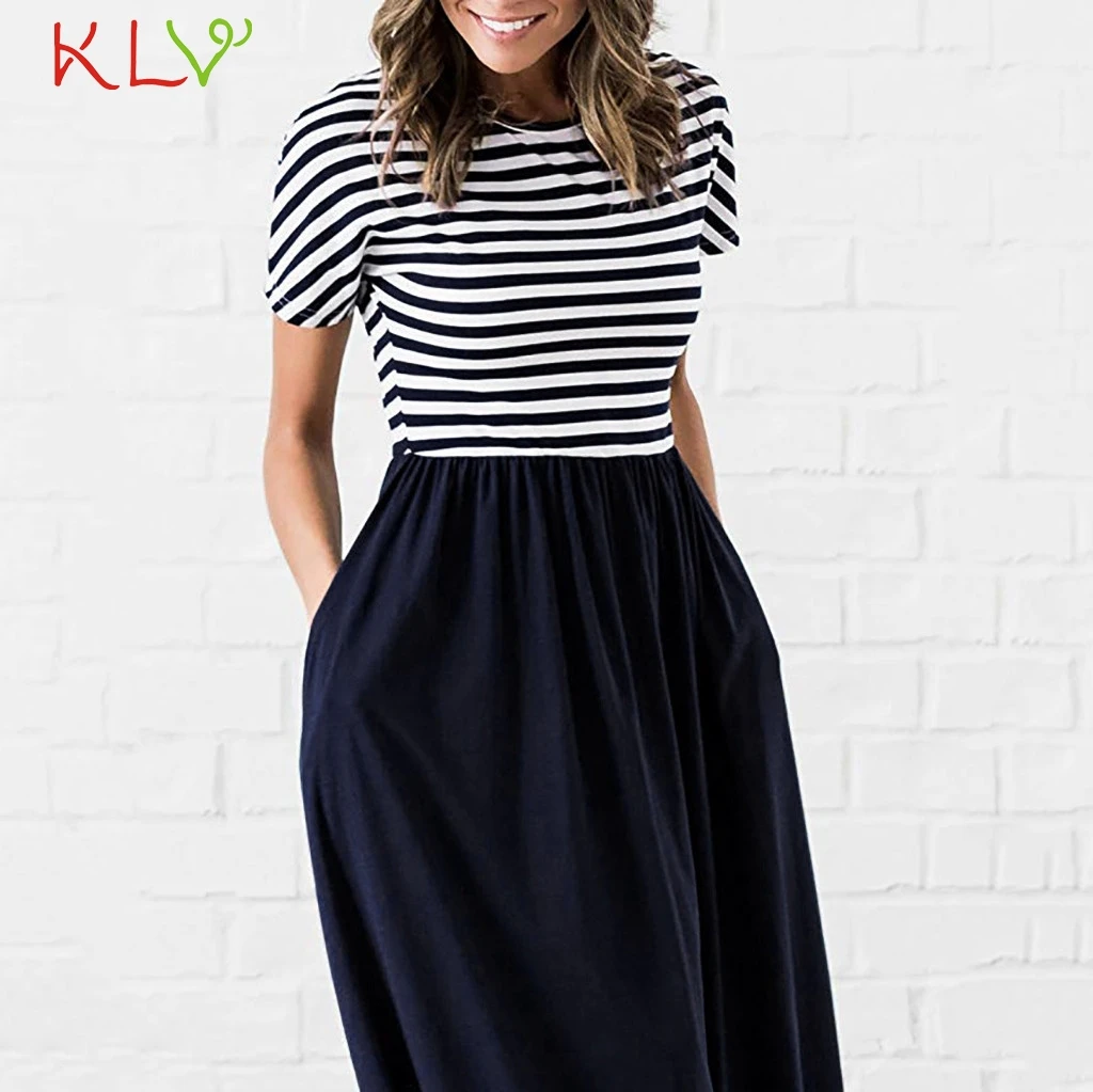 Длинное женское платье элегантное макси в полоску с карманом повседневное