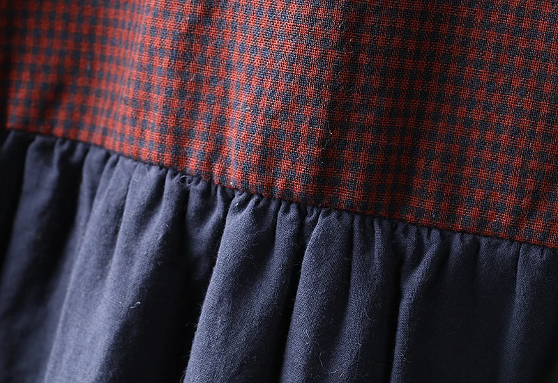 Изящное клетчатое лоскутное платье трапециевидной формы с длинными рукавами и