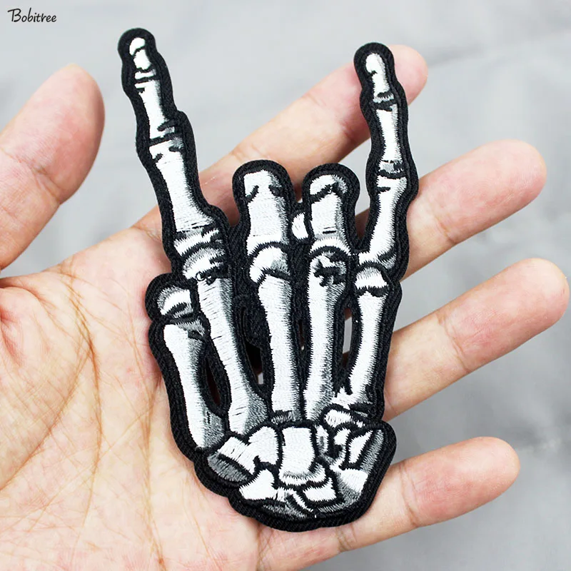 Черные нашивки с вышивкой в виде скелета на пальцах термоклейкие значки наклейки