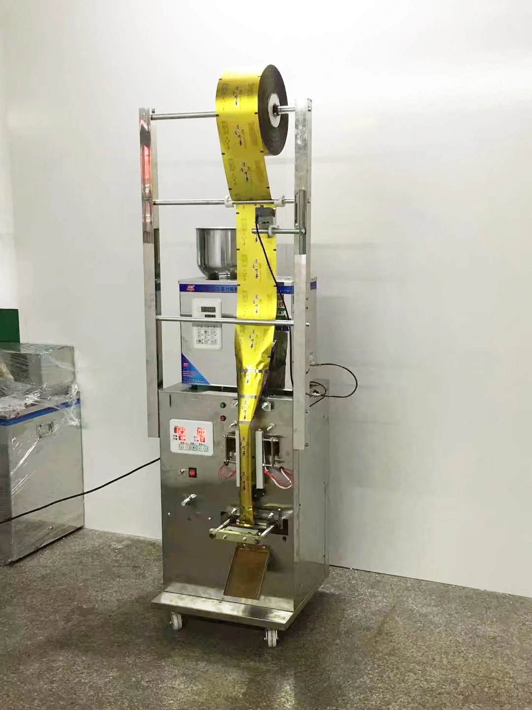 Упаковочная машина для упаковки мешков взвешивания пищевых продуктов чая