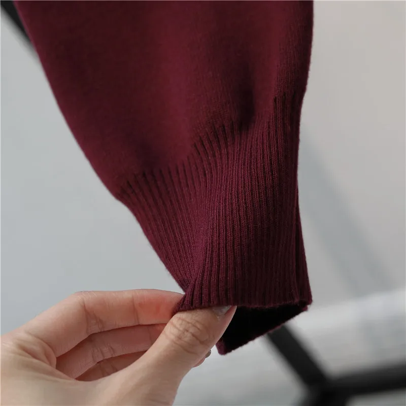 Женский трикотажный костюм из 2 предметов пуловер с длинным рукавом и круглым