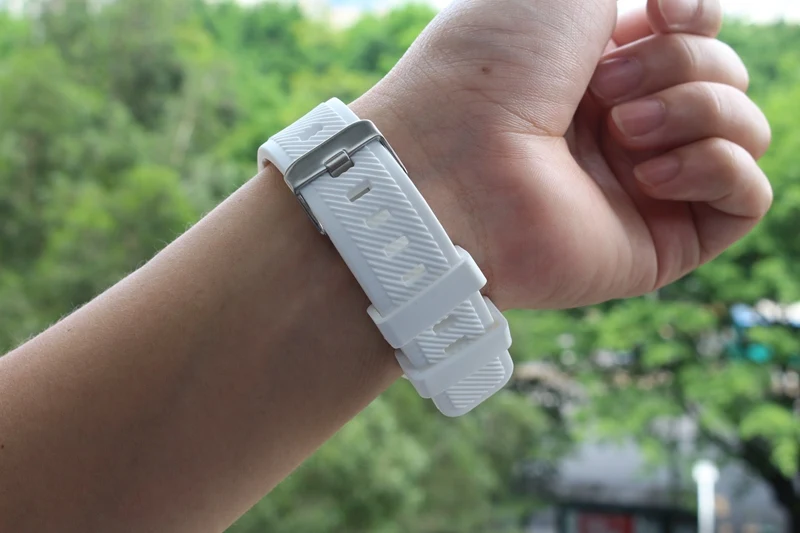 URVOI спортивный ремешок для apple watch серии 4 3 2 1 силиконовый ремень iWatch мягкая Замена