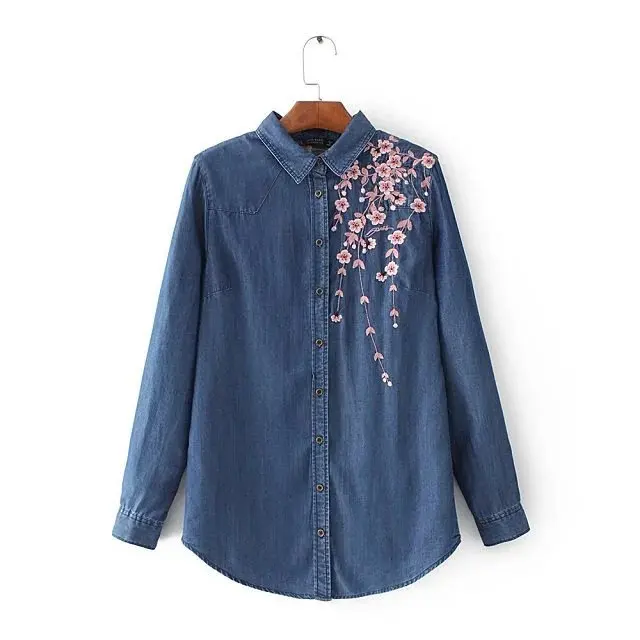 2017 осенний сезон Женская Новый с цветочным рисунком вышивкой футболки Леди Мода