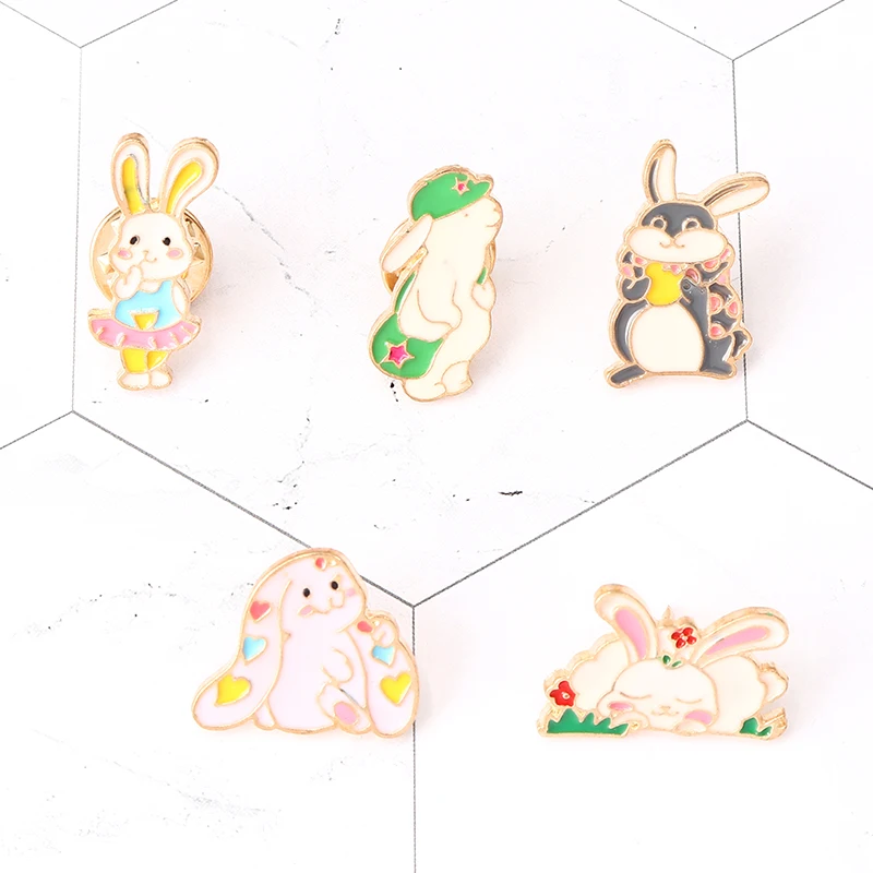 Мультяшный висячий кролик шляпа Спящая юбка брошь в виде кролика милые пуговицы