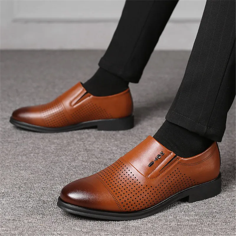 

2019 Men's Slip On Leather Pointed Toe Men Dress Shoes Business Wedding Oxfords Formal Shoes For Male chaussures hommes en cuir