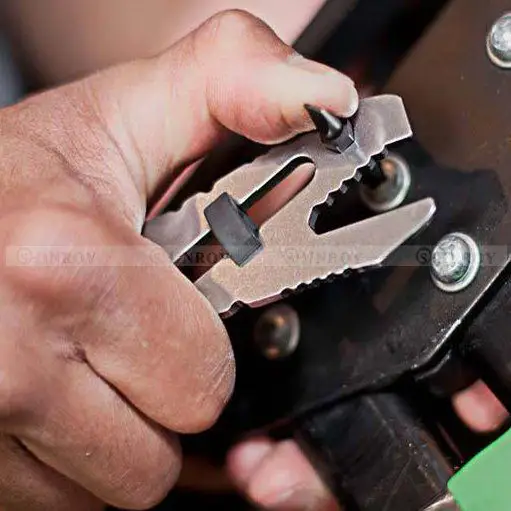 Многофункциональный инструмент из нержавеющей стали для открывания бутылок |