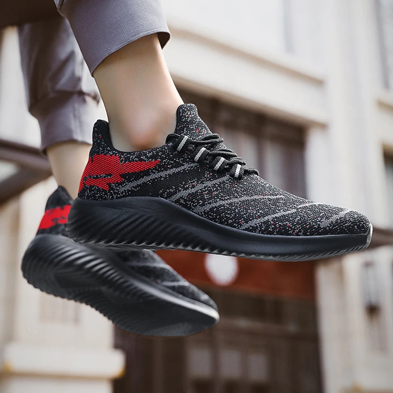 

Breathable Light Running Shoes Men Sneakers Zapatillas Hombre Deportiva Sport Shoes City Run Professional Training Shoes