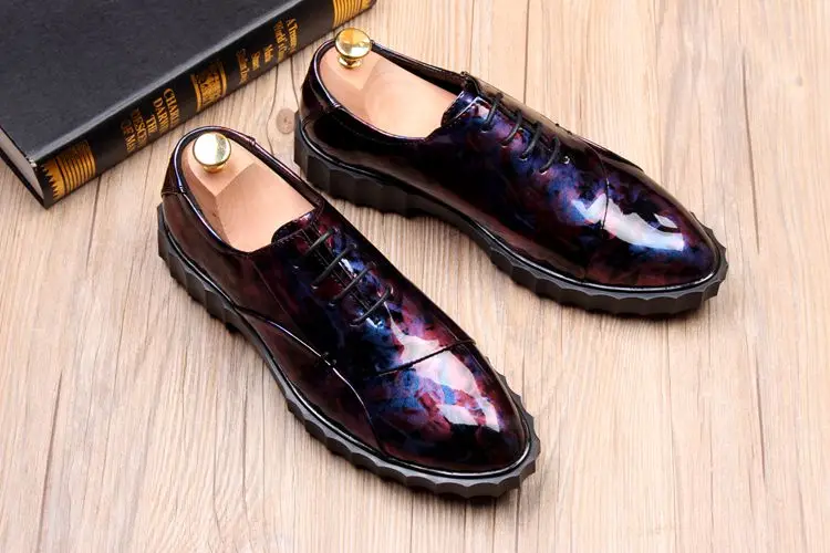 

2018 Mens New Fashion Lace up dress casual shoes pointed toe leather runway shoes spring autumn design oxfords shoes