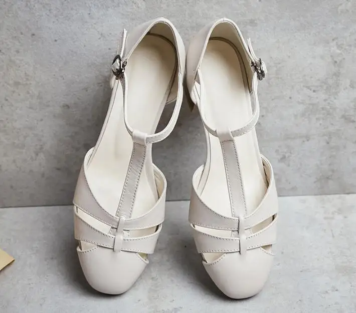spring and summer new cow leather High heels buckle Crude heel round head retro sandals Female mid heel women's shoes