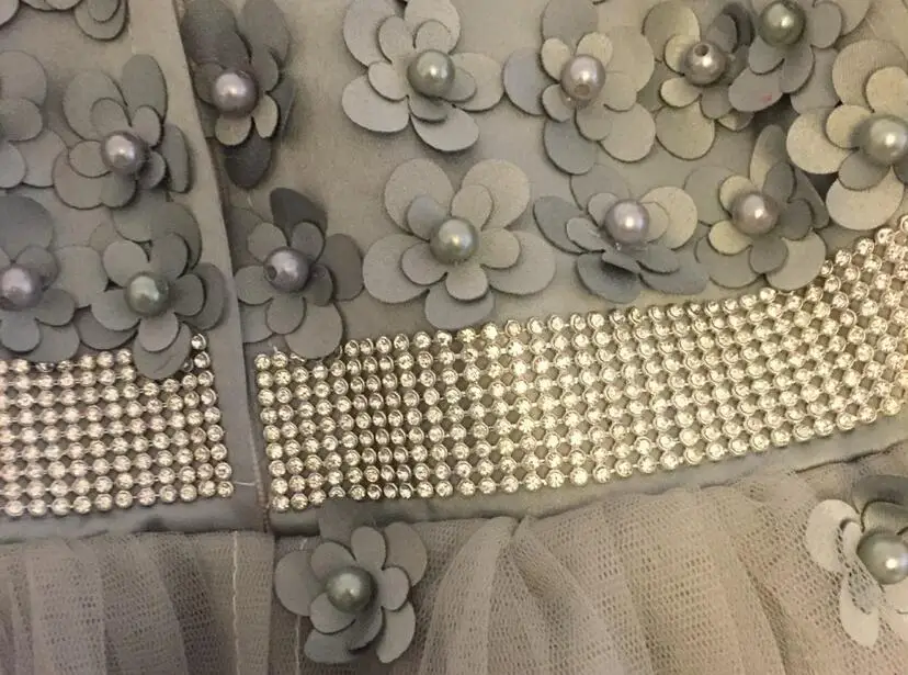 Вечернее платье принцессы из серебра 2017 пробы с аппликацией бисера свадебное