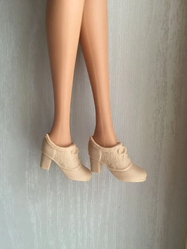 

doll shoes for your Barbie dolls BBI288