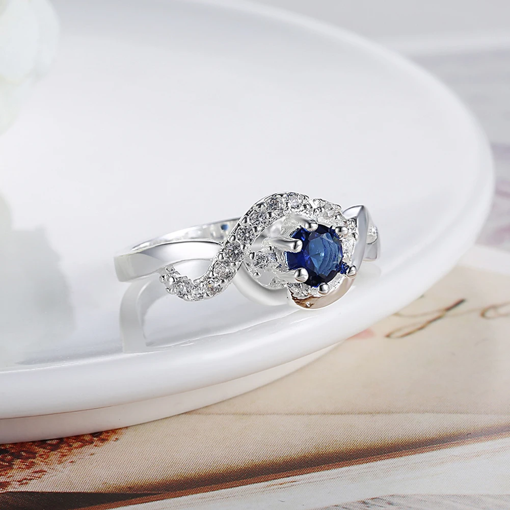 Изысканное кольцо с голубым кристаллом из циркония топазом женское серебряное