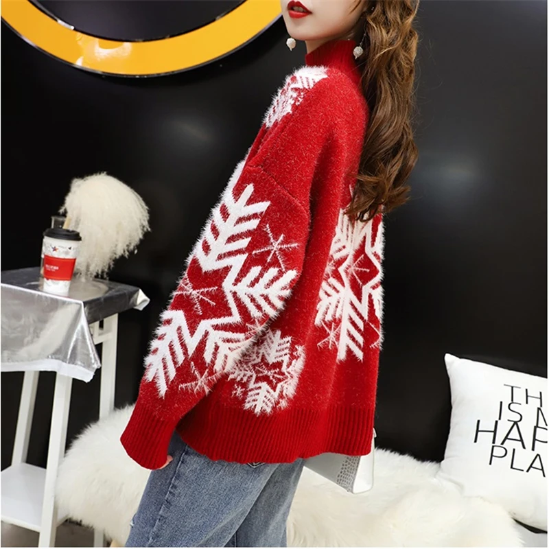 Свитер женский осенне-зимний красный плотный с высоким воротником свободный