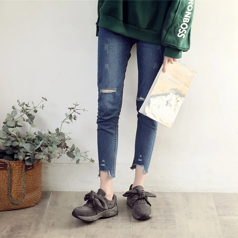 Женские кроссовки DAOKFPO Весенняя повседневная обувь из флока и сатина с бантом на